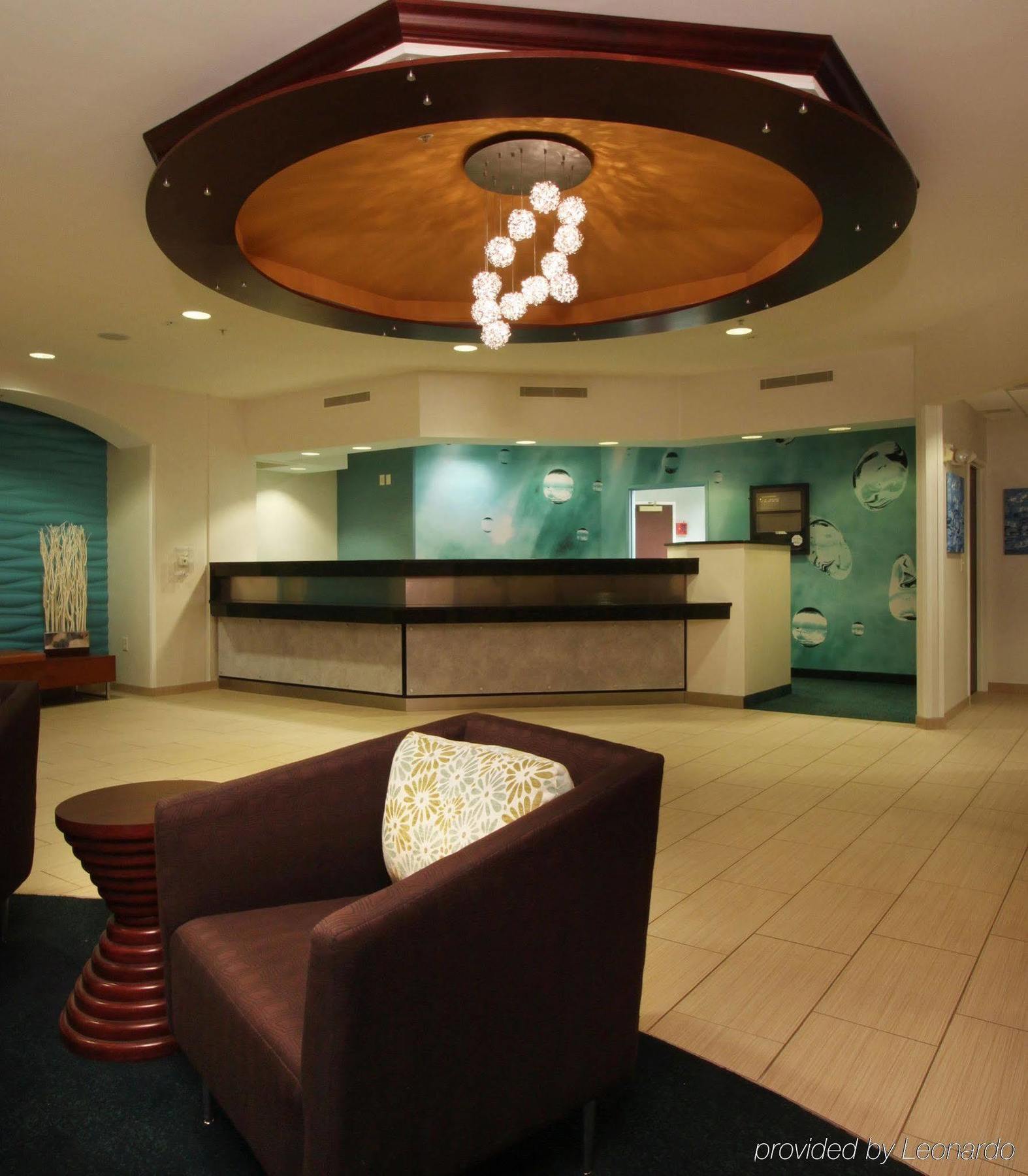 Springhill Suites Grand Rapids North Екстер'єр фото