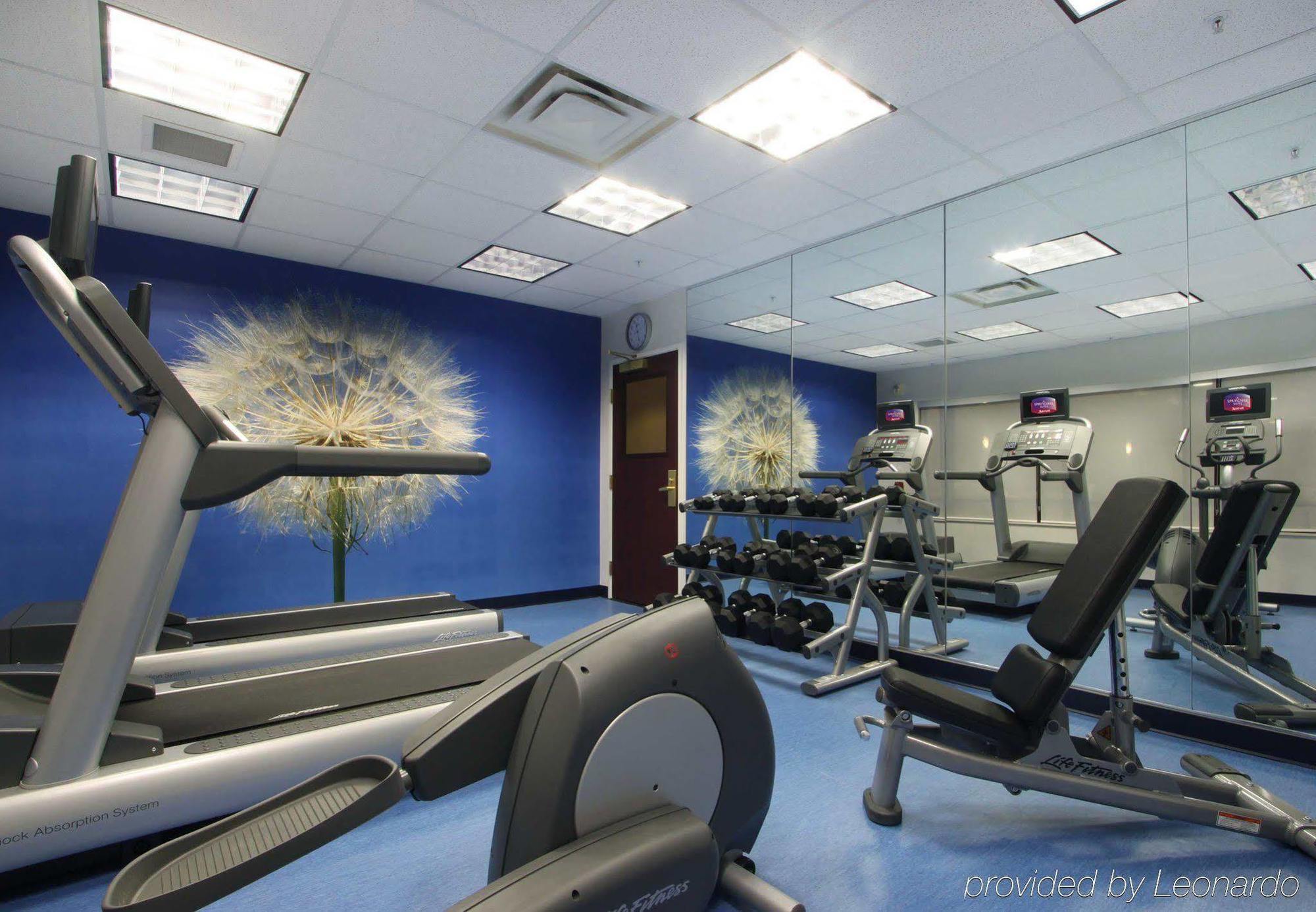 Springhill Suites Grand Rapids North Екстер'єр фото